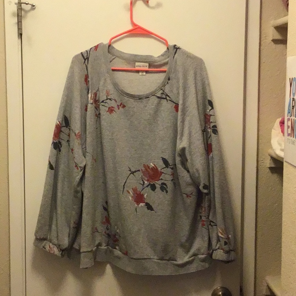 Floral Sweatshirt Top